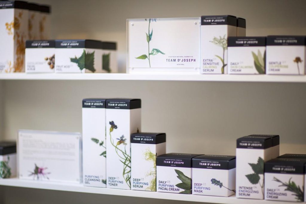 Pascaud producten collectie van Natural Skin Shop inclusief crèmes, serums en verzorgingsproducten