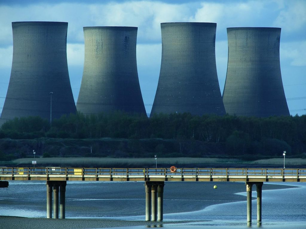 Informatieve afbeelding over stroomstoring Zwolle met tips voor voorbereiding en noodmaatregelen voor bewoners